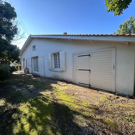 Les Rameurs Villa